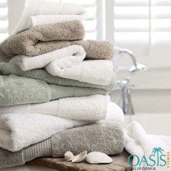 https://www.oasistowels.com/wp-content/uploads/2020/01/Plain-Soft-Plush-Bath-Towels.jpg