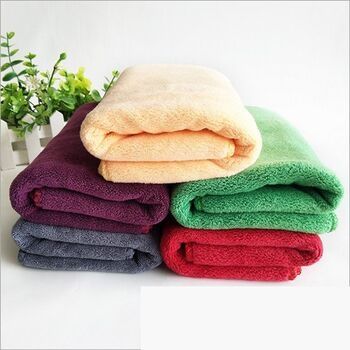 https://www.oasistowels.com/wp-content/uploads/2020/01/colored-microfiber-towels-manufcturers.jpg