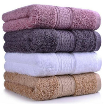 Green and White Bath Towels Manufacturer in USA, Australia, Canada - Oasis  Promotional