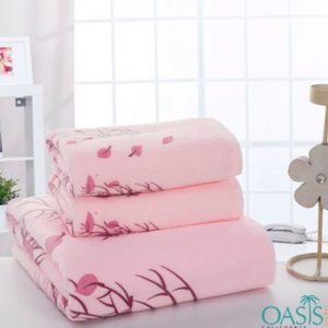 https://www.oasistowels.com/wp-content/uploads/2020/01/pink-hotel-towels-manufacturer-300x300.jpg